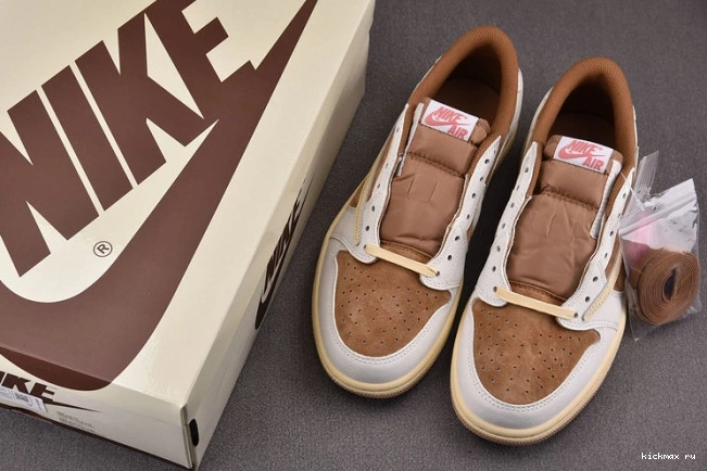 Cheap MAX x Travis Scott AJ OG DM7866-106 SP Low 1 0824